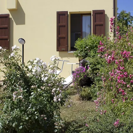 Appartamento With Balcony Views Sassoleone