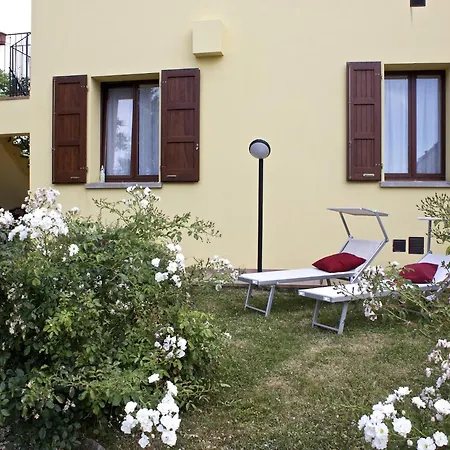 Apartmán With Balcony Views Sassoleone