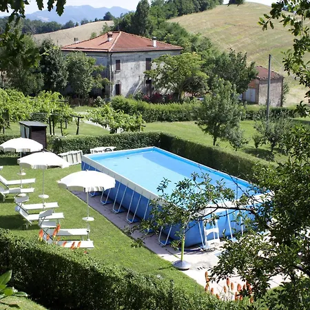 With Balcony Views Sassoleone