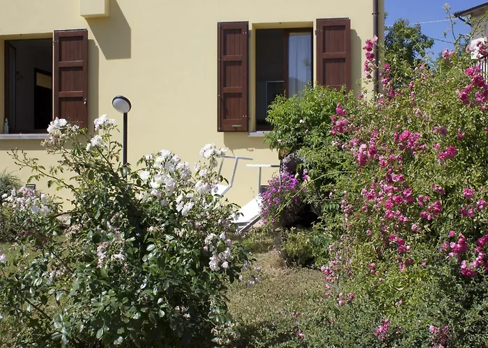 Apartmán With Balcony Views Sassoleone