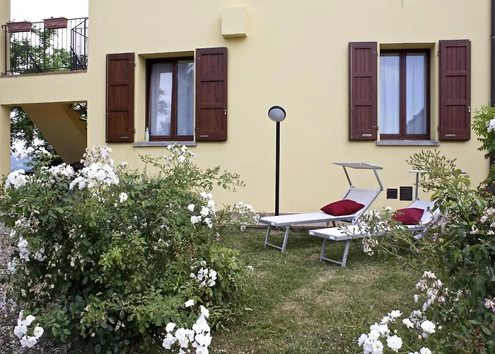 Apartmán With Balcony Views Sassoleone