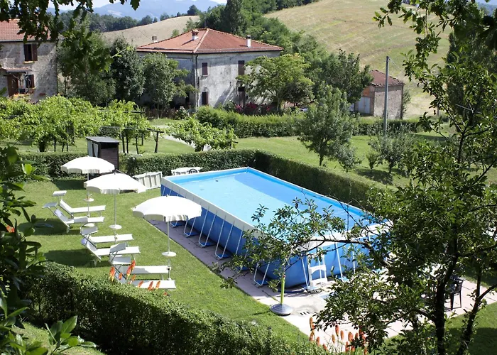 With Balcony Views Sassoleone